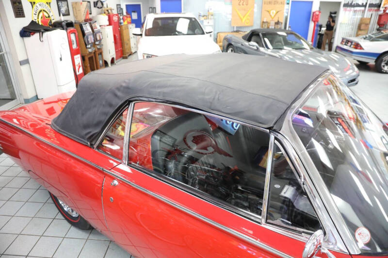 1961 Ford Thunderbird