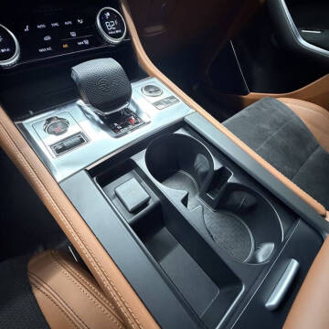 2025 Jaguar F-PACE SVR 575 EDITION