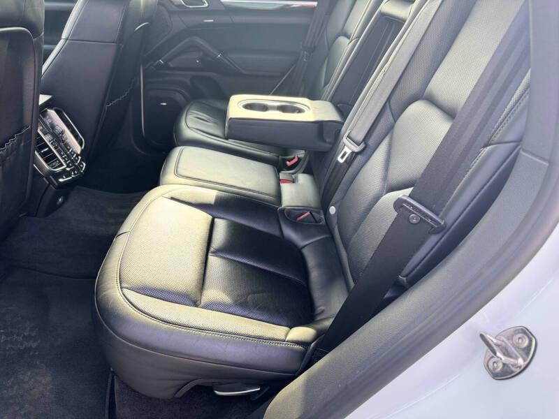 2015 Porsche Cayenne S