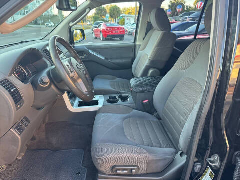 2011 Nissan Pathfinder SV