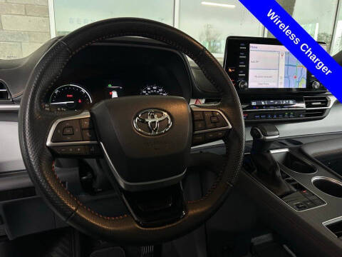 2023 Toyota Sienna XSE 7-Passenger