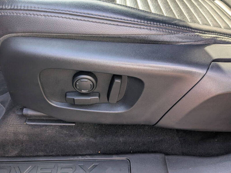 2020 Land Rover Discovery Sport P250 SE