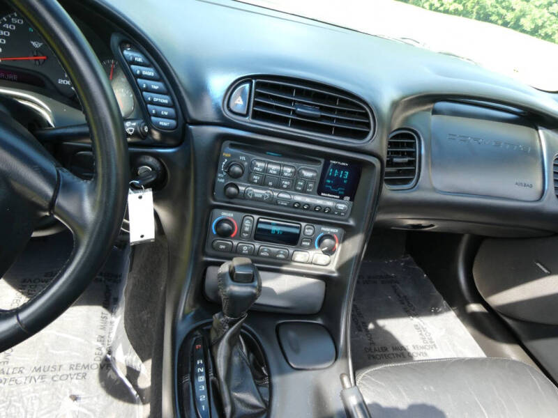 2004 Chevrolet Corvette