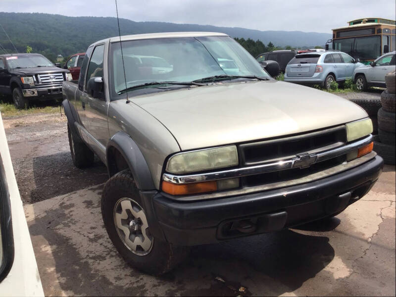 2003 Chevrolet S-10 LS