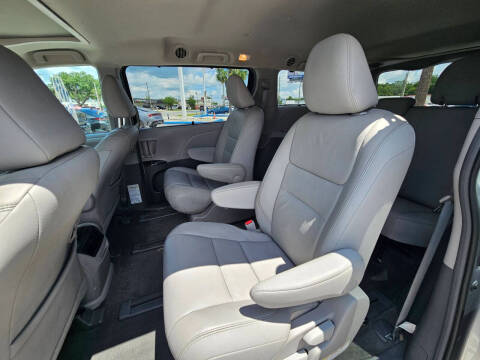 2017 Toyota Sienna