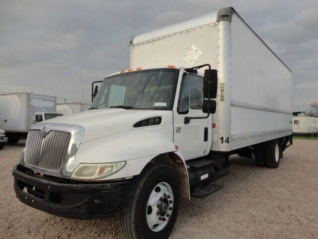 2006 International DuraStar 4300 for sale at Regio Truck Sales in Houston TX