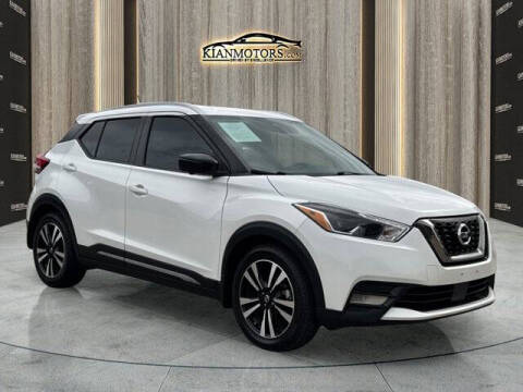 2020 Nissan Kicks SR