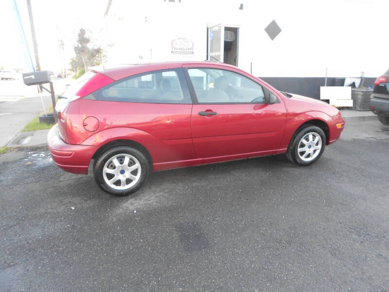 2005 Ford Focus ZX3 SE