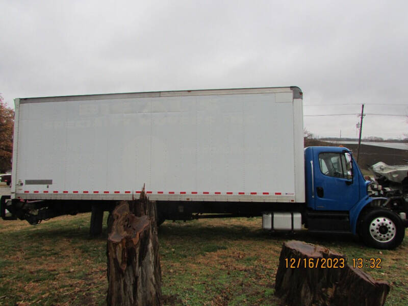 2012 Freightliner M2 106