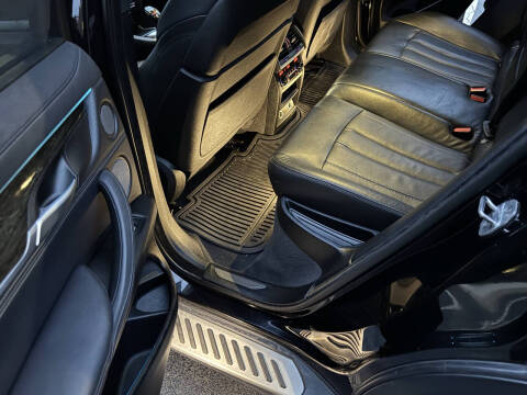 2017 BMW X6 xDrive50i