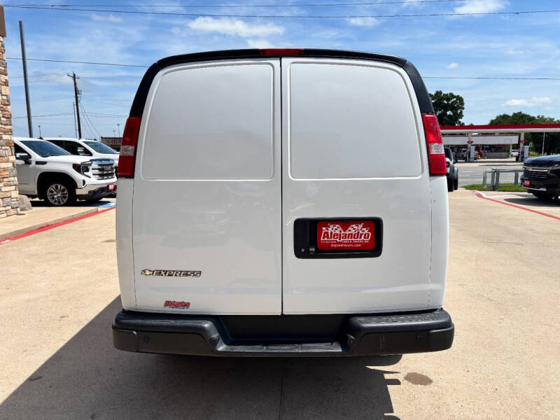 2020 Chevrolet Express 3500