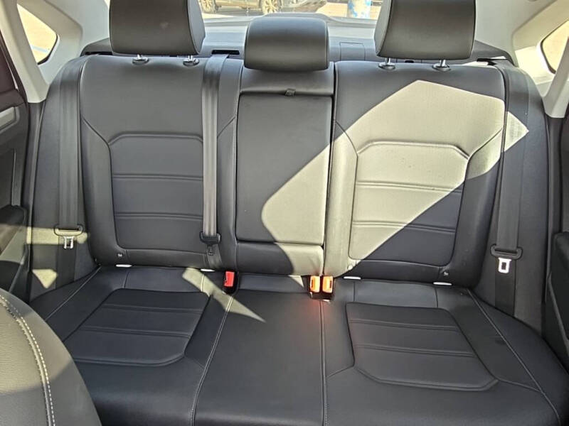 2022 Volkswagen Passat SE