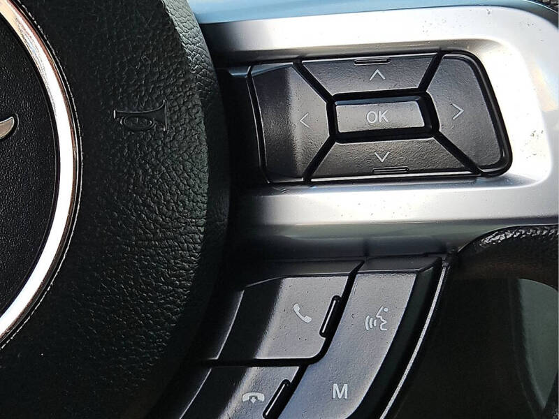 2022 Ford Mustang EcoBoost