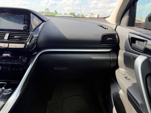 2024 Mitsubishi Eclipse Cross ES