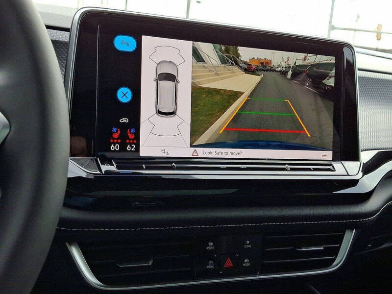 2026 Volkswagen Atlas Cross Sport SEL R-Line Black 4Motion