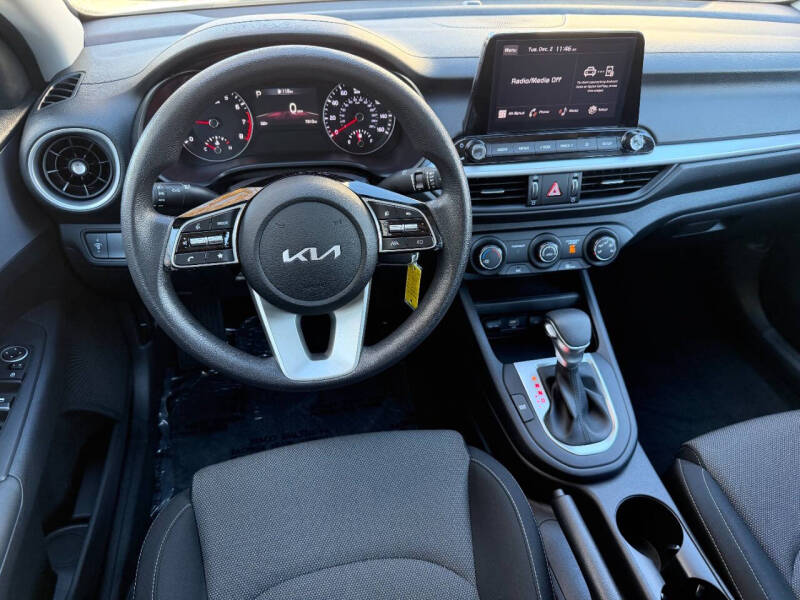 2024 Kia Forte LX