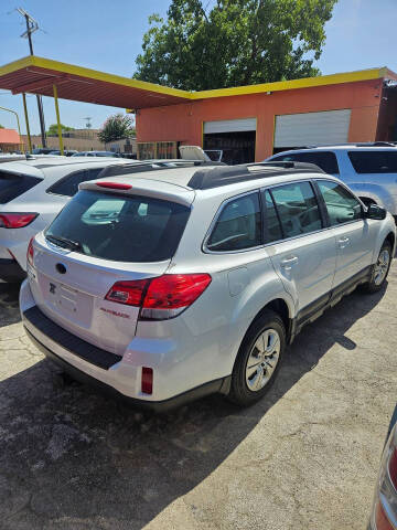 2014 Subaru Outback 2.5i