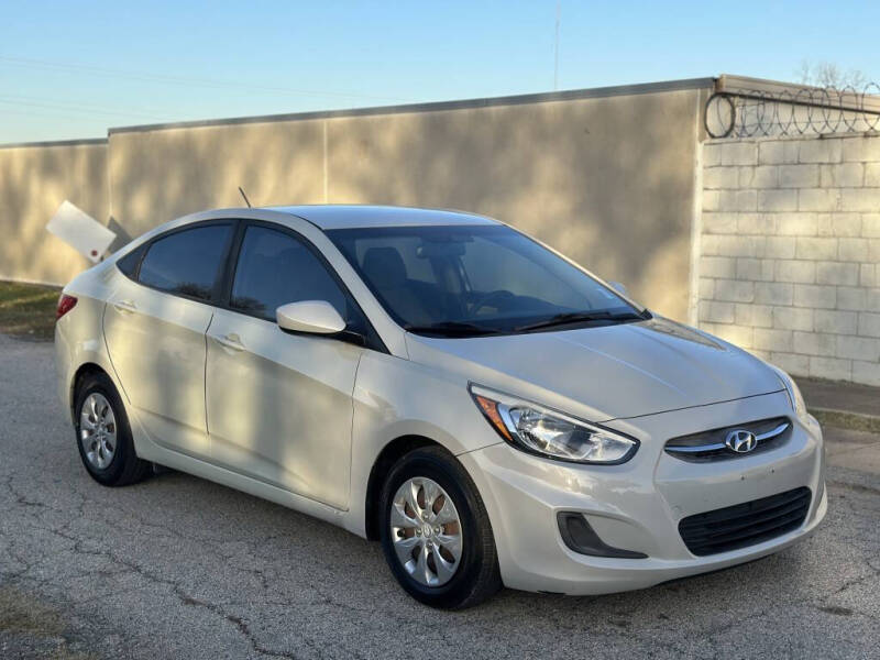 2016 Hyundai Accent SE
