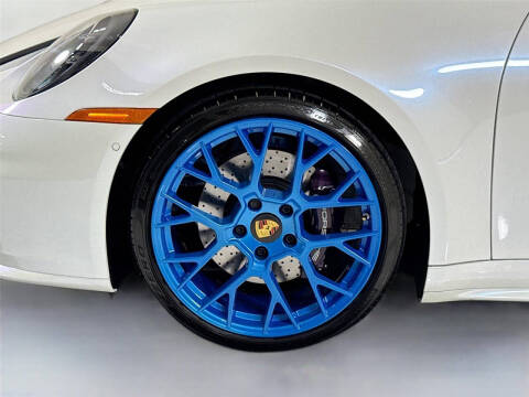 2025 Porsche 911 Carrera