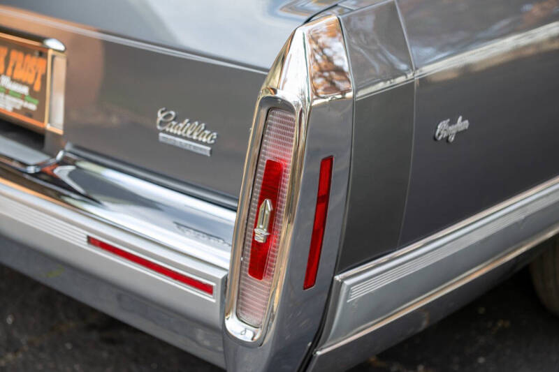 1992 Cadillac Brougham