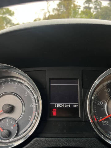 2013 Chrysler Town and Country Touring