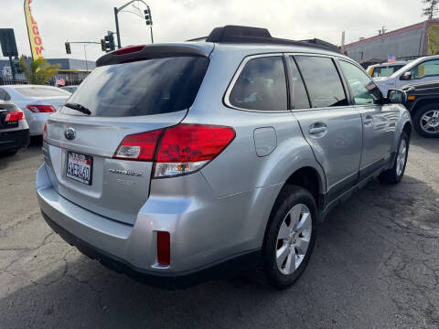 2012 Subaru Outback 2.5i Premium