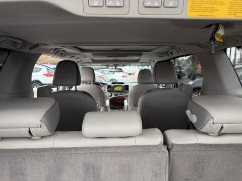 2014 Toyota Sienna Limited 7-Passenger