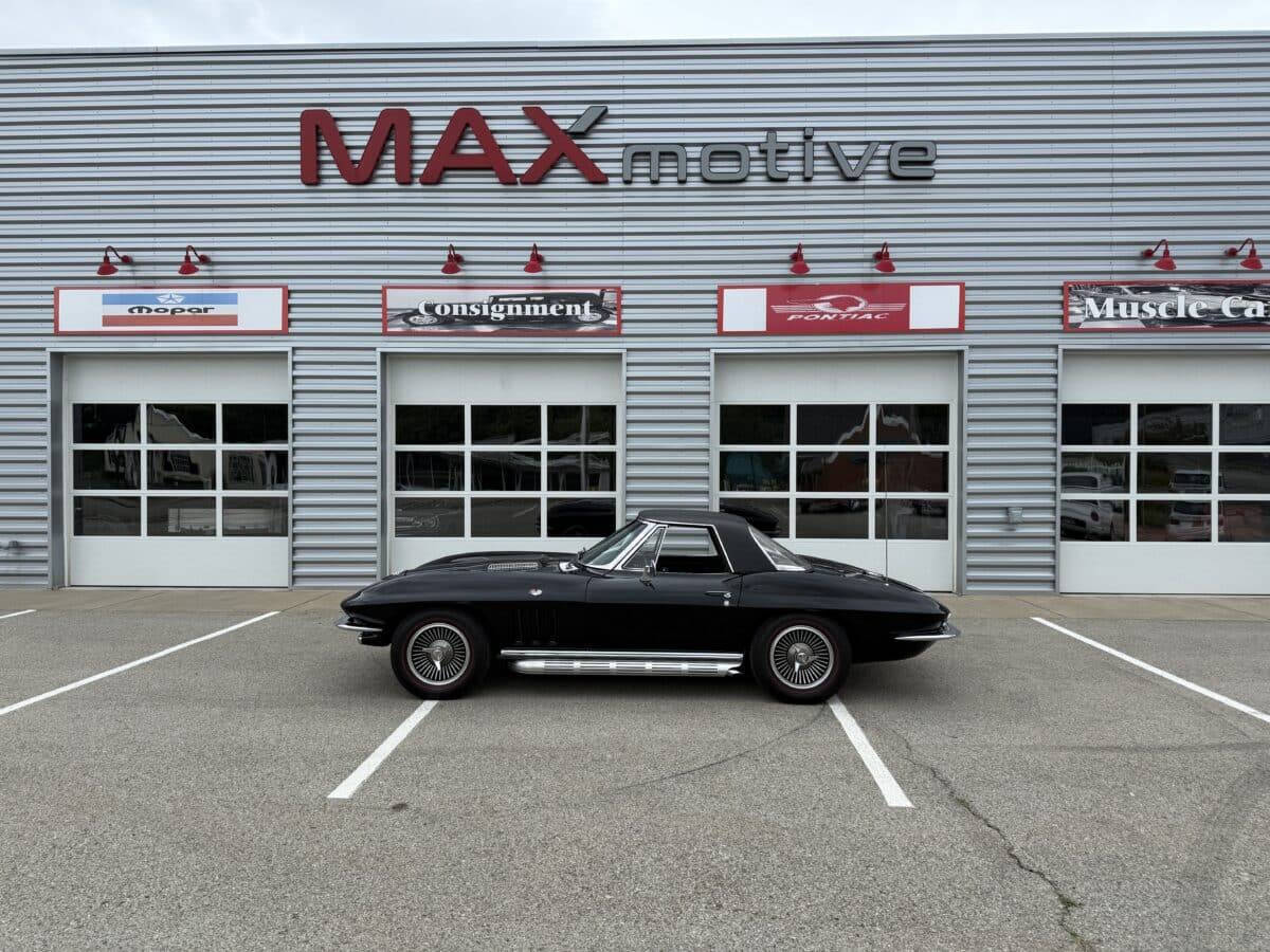 1966 Chevrolet Corvette 3