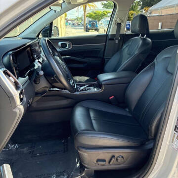 2022 Kia Sorento SX