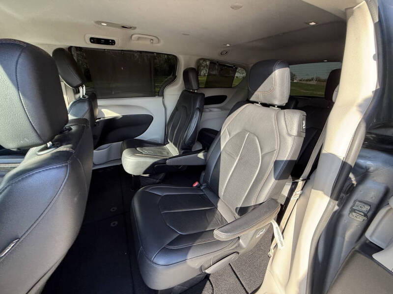 2018 Chrysler Pacifica Touring L