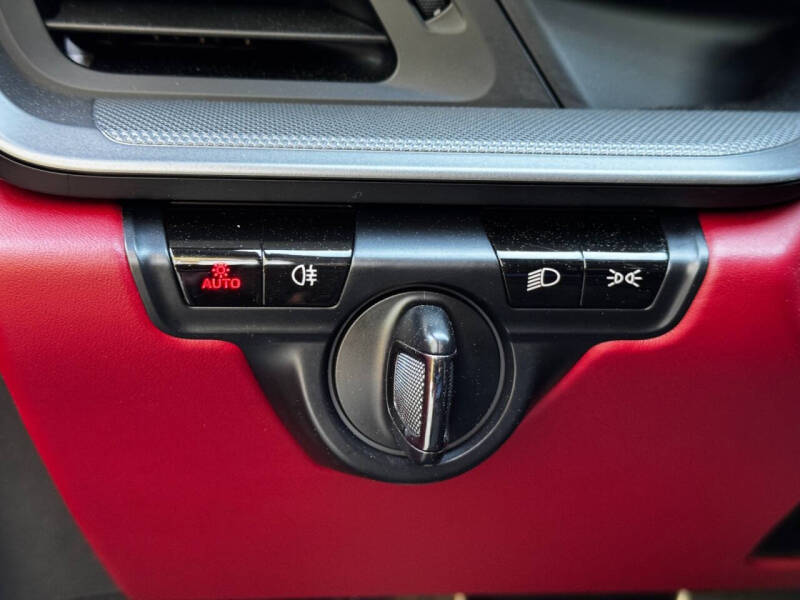 2021 Porsche 911 Targa 4S