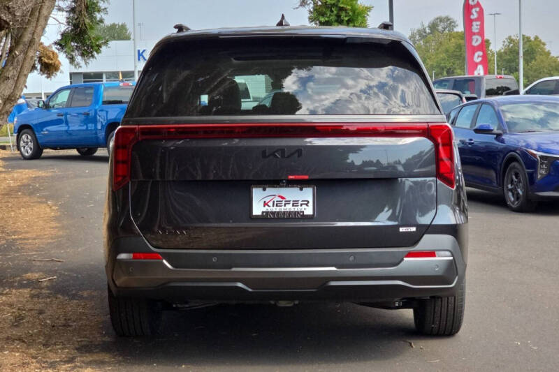 2026 Kia Carnival Hybrid SX