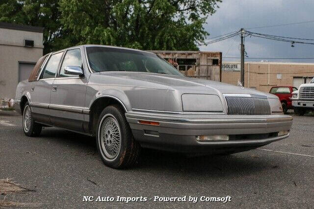 1993 Chrysler New Yorker Fifth Avenue