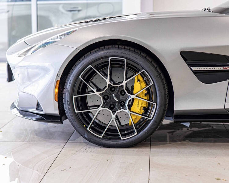 2026 Aston Martin Vanquish