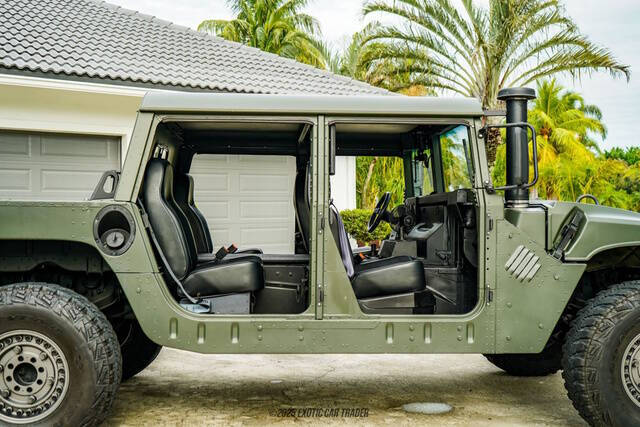 2001 AM General Hummer