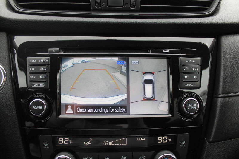 2017 Nissan Rogue SV