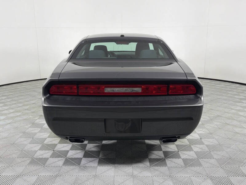 2013 Dodge Challenger SXT