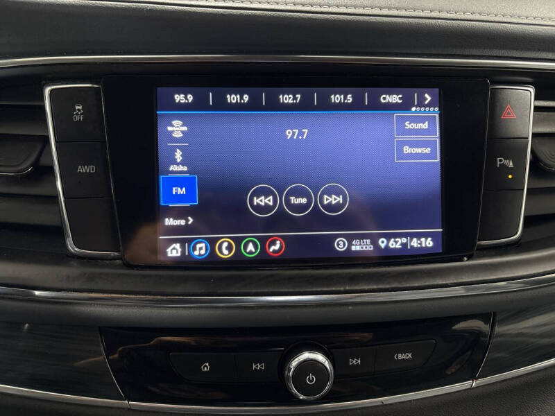 2021 Buick Enclave Essence