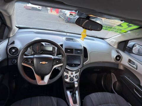 2013 Chevrolet Sonic LT Auto