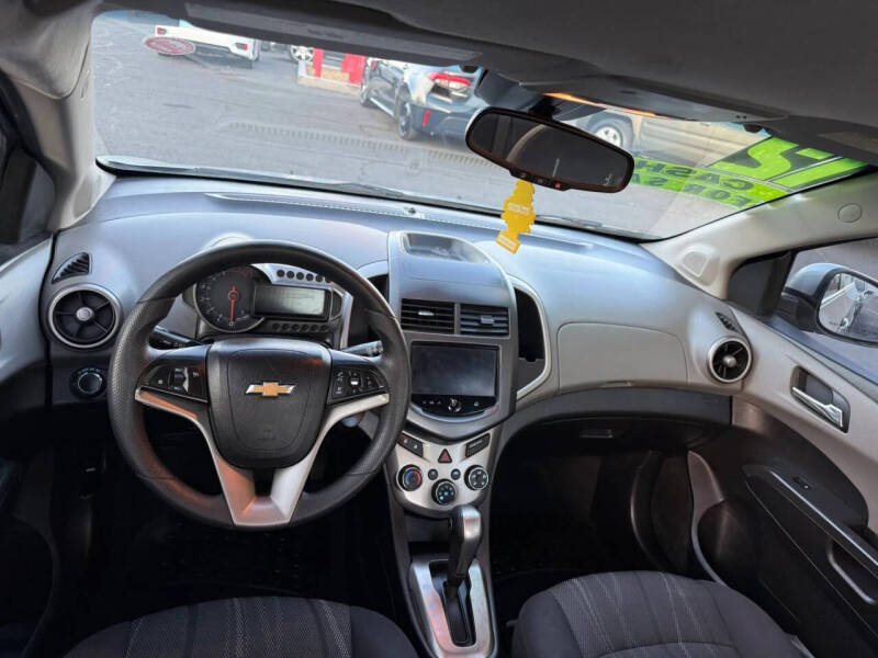 2013 Chevrolet Sonic LT Auto