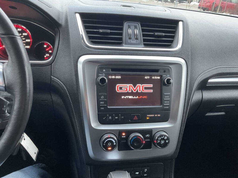 2015 GMC Acadia SLE-2