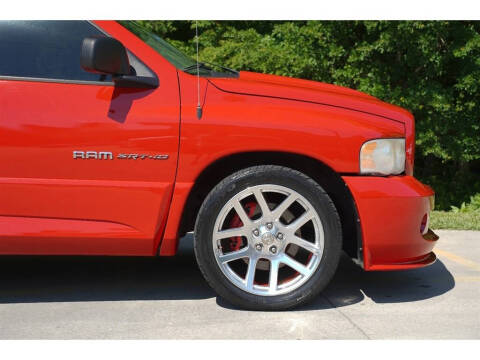 2004 Dodge Ram 1500 SRT-10