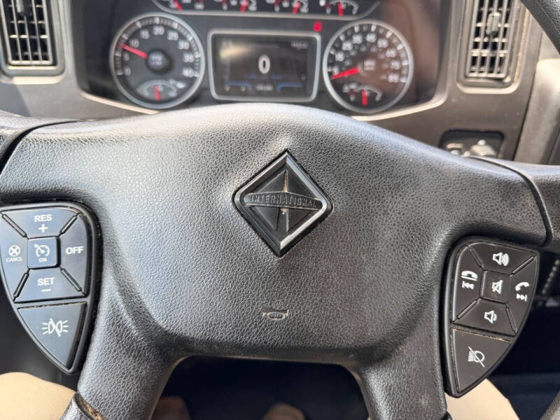 2021 International MV607