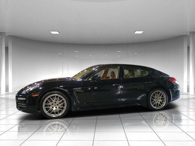 2014 Porsche Panamera 1