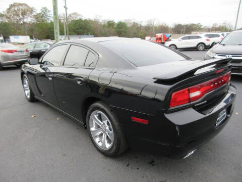 2013 Dodge Charger SE