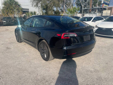 2021 Tesla Model 3 Standard Range Plus