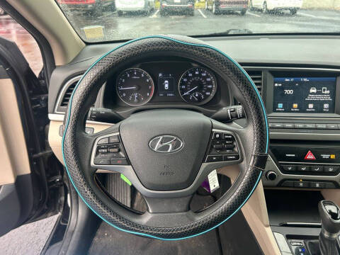 2018 Hyundai Elantra