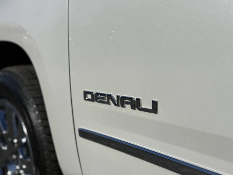 2016 GMC Yukon XL Denali