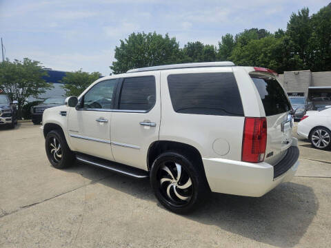 2012 Cadillac Escalade Luxury