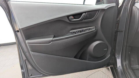 2021 Hyundai Kona SEL Plus